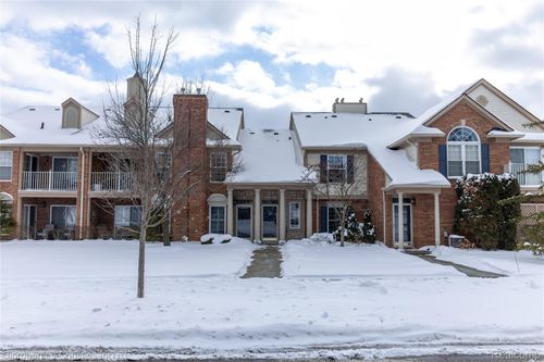 3645 Oakmonte Blvd, Rochester, MI, 48306-4791 | Card Image