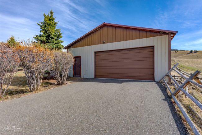742 W Old Mullan Trl, Home with 4 bedrooms, 3 bathrooms and null parking in Elliston MT | Image 53