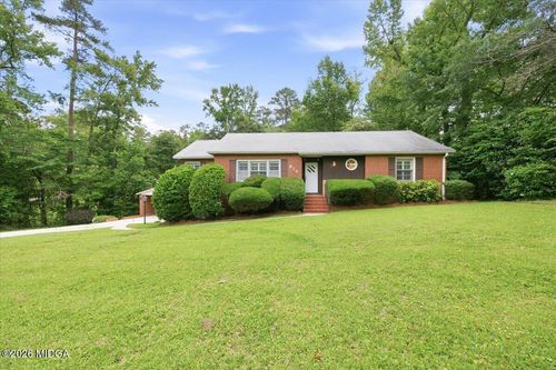 816 Winchester Cir, Macon, GA, 31210-3430 | Card Image