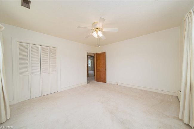 2025 W Main St, House other with 3 bedrooms, 2 bathrooms and null parking in Yadkinville NC | Image 36