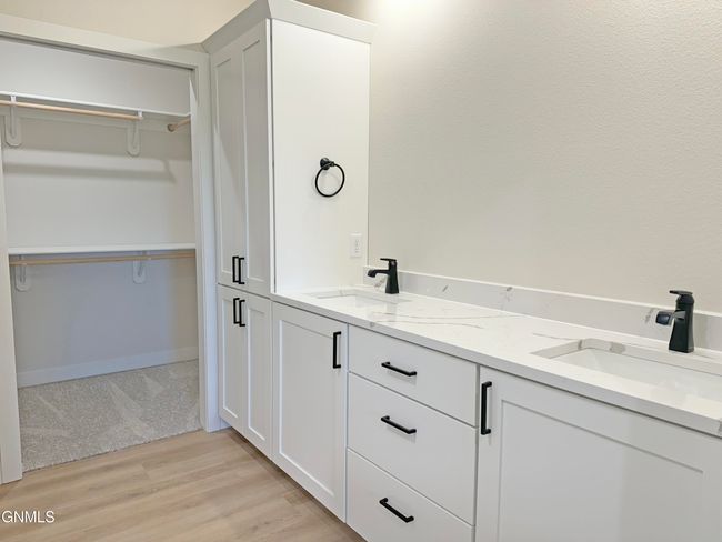 2912 Peach Tree Dr, Townhouse with 2 bedrooms, 2 bathrooms and null parking in Bismarck ND | Image 20