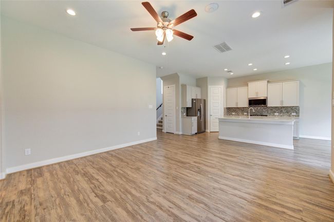 9918 Buckwheat Ln, House other with 3 bedrooms, 3 bathrooms and 2 parking in Houston TX | Image 5