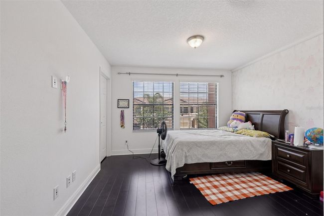 11617 Crowned Sparrow Ln, Townhouse with 3 bedrooms, 3 bathrooms and null parking in TAMPA FL | Image 11
