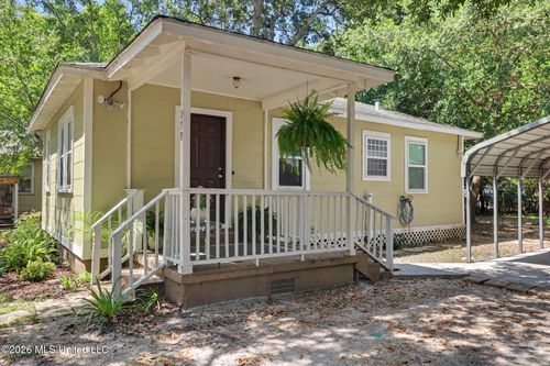 179 Gardenia St, Biloxi, MS, 39531-5225 | Card Image