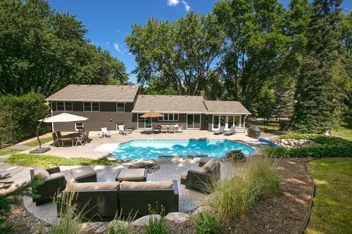 16119 Ringer Rd, Wayzata, MN, 55391-2010 | Card Image