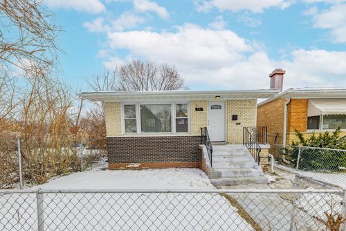 8123 S Emerald Avenue, Chicago, IL, 60620 | Card Image