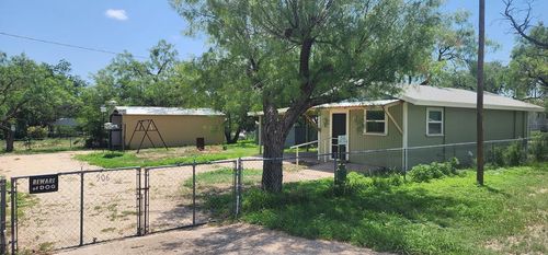506 N Parkview St, Mertzon, TX, 76941 | Card Image