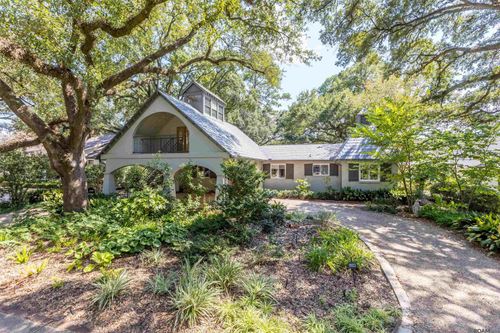 3922 Hundred Oaks Ave, Baton Rouge, LA, 70808-1630 | Card Image