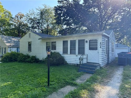 404 S 4th Street, St. Joseph, IL, 61873 | Card Image