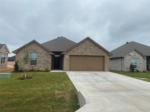 3318 White Horse Dr, Granbury, TX, 76049-7250 | Card Image