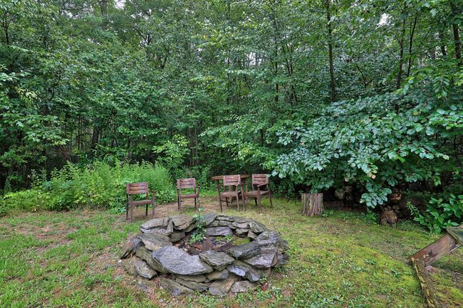 54 Ratlum Rd, House other with 3 bedrooms, 2 bathrooms and null parking in Barkhamsted CT | Image 4