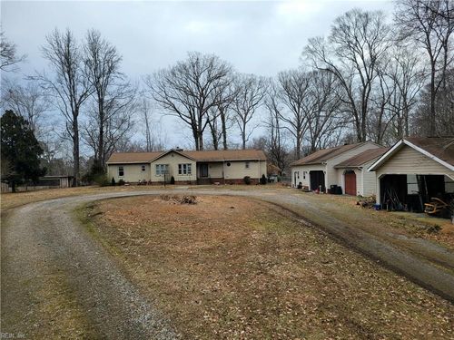 9215 Epps Rd, Mechanicsville, VA, 23111-6085 | Card Image