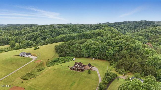 1124 Elizabethton Hwy, House other with 3 bedrooms, 3 bathrooms and null parking in Bluff City TN | Image 51