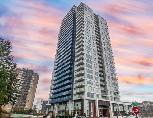 2705 - 13398 104 Ave, Condo with 2 bedrooms, 2 bathrooms and 1 parking in Surrey BC | Card Image