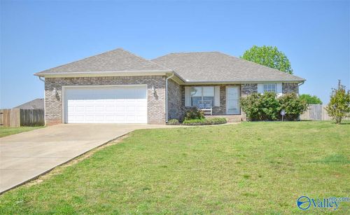 18201 Menefee Rd, Athens, AL, 35613-5630 | Card Image