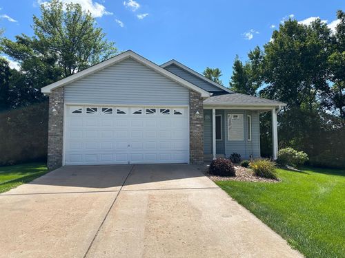 8000 Benjamin St Ne, Spring Lake Park, MN, 55432-2194 | Card Image