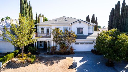 8360 Lake Shore Dr, Chowchilla, CA, 93610-8003 | Card Image