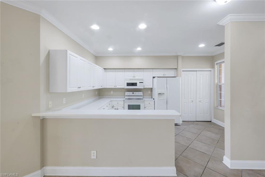 Residential in FORT MYERS 3