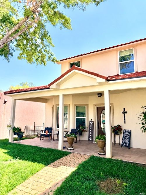 1702 Trevino Ct, Carlsbad, NM, 88220-4171 | Card Image
