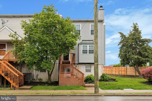 213 Mill St, BRIDGEPORT, PA, 19405-1066 | Card Image