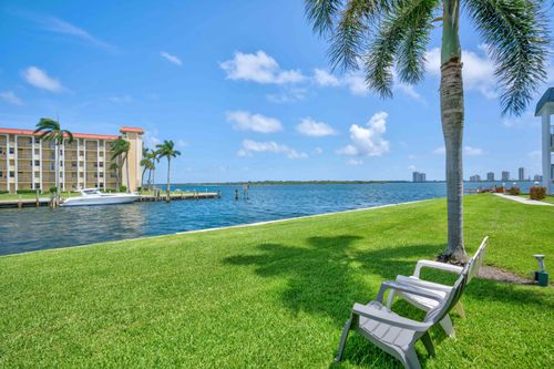 305-111 Shore Ct, North Palm Beach, FL, 33408-5540 | Card Image