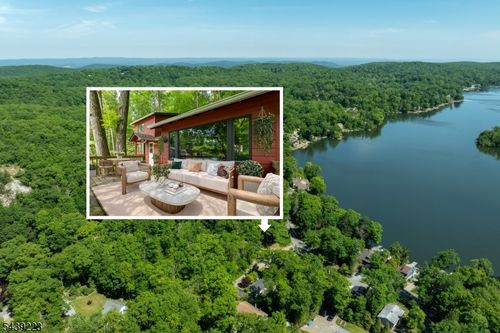 2079 Lakeside Dr W, Highland Lakes, NJ, 07422-1805 | Card Image