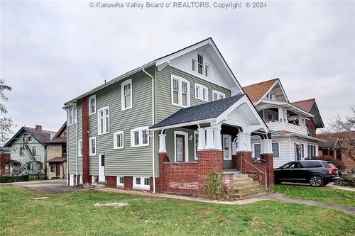 633 Virginia Street W, Charleston, WV, 25302 | Card Image