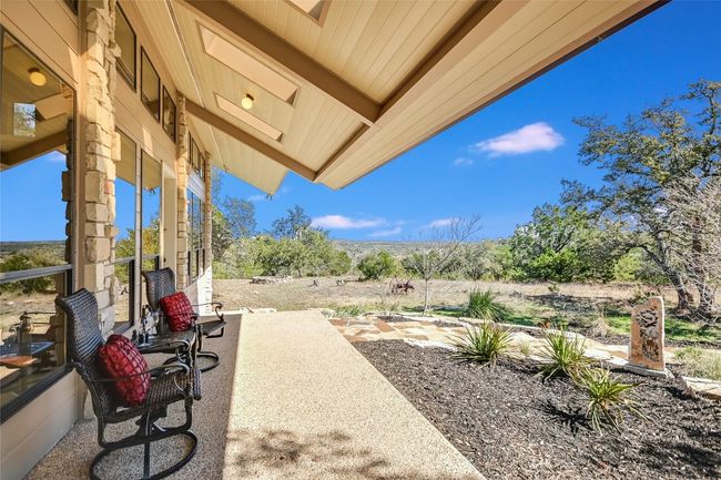 UNIT-6 - 11201 Bonham Ranch Rd, Home with 3 bedrooms, 3 bathrooms and 10 parking in Dripping Springs TX | Image 5