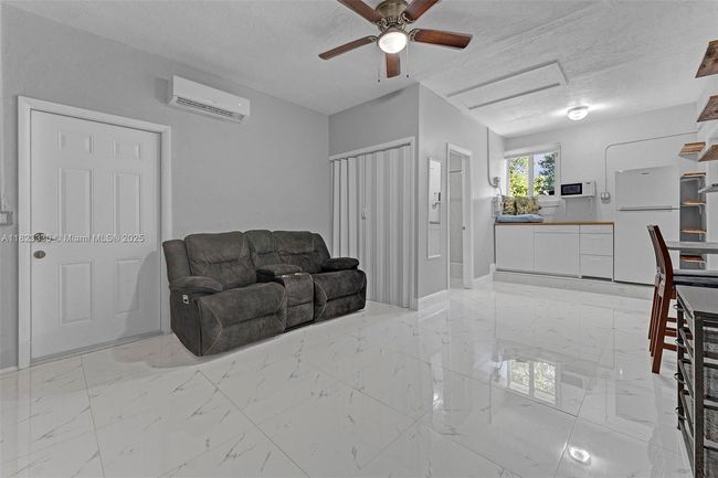 10371 Sw 146 Th St, House other with 5 bedrooms, 3 bathrooms and null parking in Miami FL | Image 34