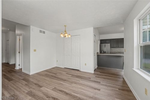 4982 Penny Ln, North Olmsted, OH, 44070-5416 | Card Image