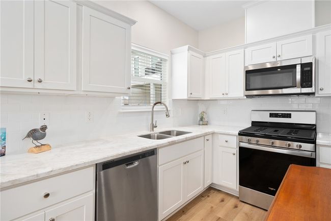 122 Lavaca Cir, House other with 3 bedrooms, 3 bathrooms and null parking in Rockport TX | Image 14
