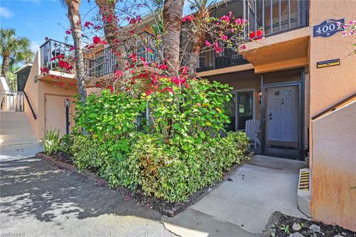 5-4001 Ice Castle Way, NAPLES, FL, 34112-1008 | Card Image