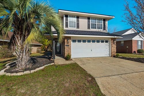9756 Seafarers Way, Navarre, FL, 32566-2851 | Card Image