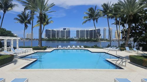 5102-3145 Ne 184th St, Aventura, FL, 33160-2466 | Card Image