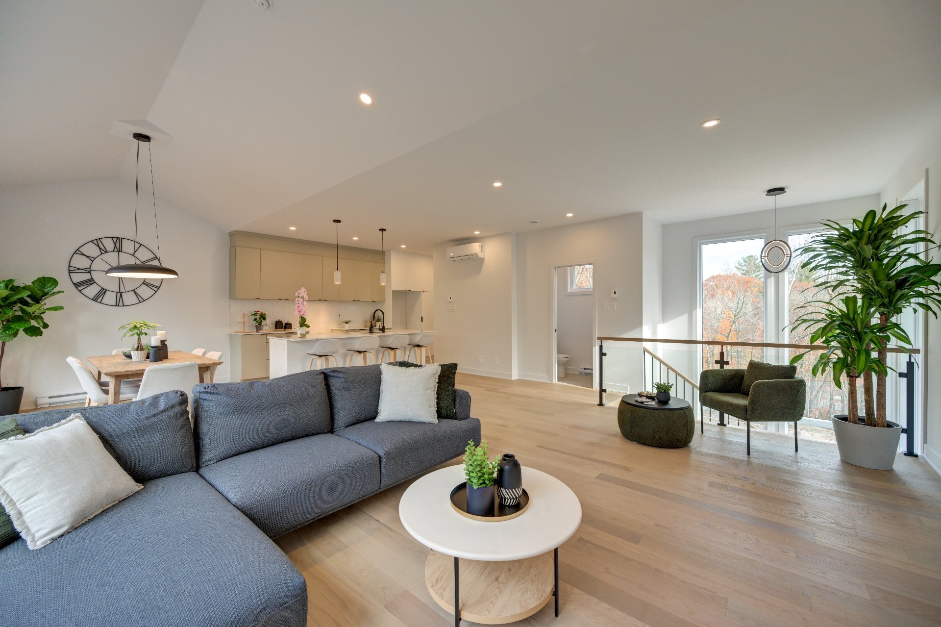 Residential in Sainte-Julienne 4