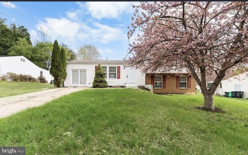 3506 Wayneswood Rd, FORT WASHINGTON, MD, 20744-1353 | Card Image