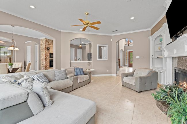 16303 Kyle Crest Trl, House other with 4 bedrooms, 4 bathrooms and 3 parking in Cypress TX | Image 12