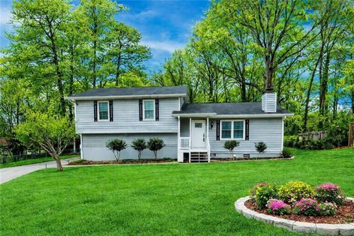 3300 Fall Cir, Snellville, GA, 30039-5301 | Card Image