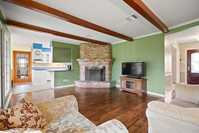 111 Whispering Oaks Dr, House other with 4 bedrooms, 2 bathrooms and 2 parking in Seabrook TX | Image 19