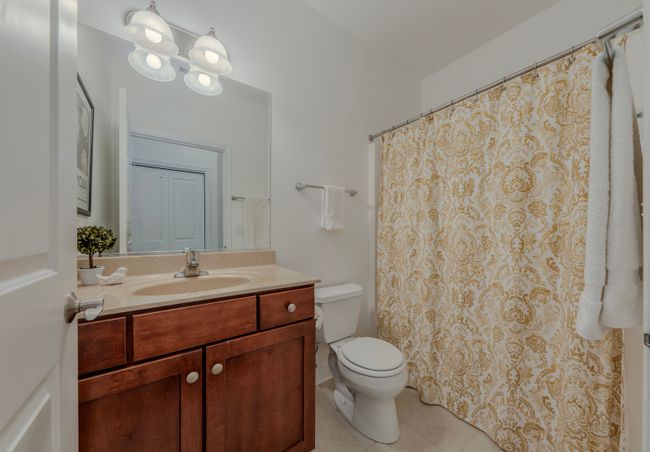 UNIT-110 - 2676 Stone Cir, Condo with 2 bedrooms, 2 bathrooms and 1 parking in Geneva IL | Image 16