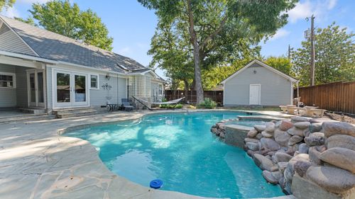 1606 W Shady Grove Rd, Irving, TX, 75060-3770 | Card Image
