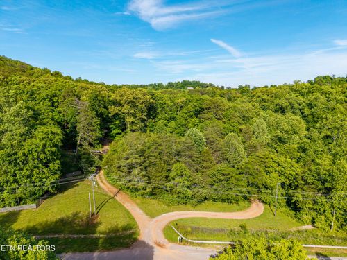 13268 E Coast Tellico Pkwy, Greenback, TN, 37742 | Card Image
