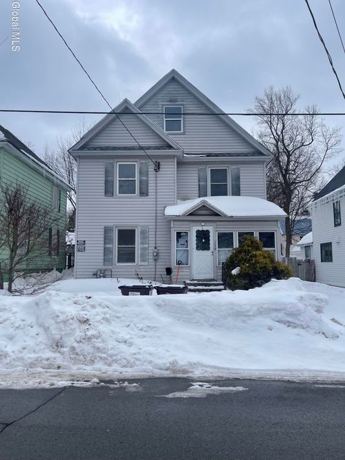 130 Forest St, Gloversville, NY, 12078-4025 | Card Image