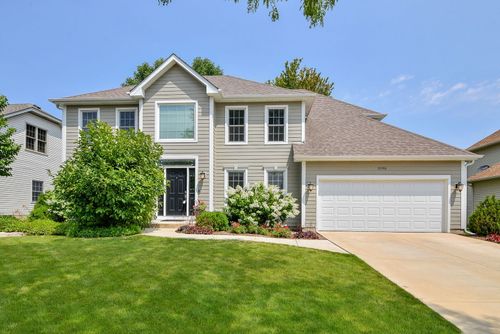 3196 Secretariat Dr, Aurora, IL, 60502-8629 | Card Image