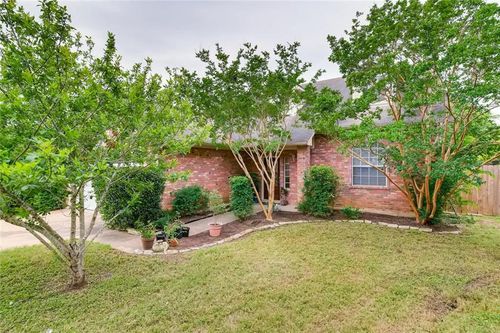 8301 Red Willow Dr, Austin, TX, 78736-1721 | Card Image