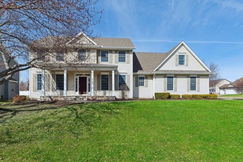 5160 Charter Oaks Dr, Bettendorf, IA, 52722-5849 | Card Image