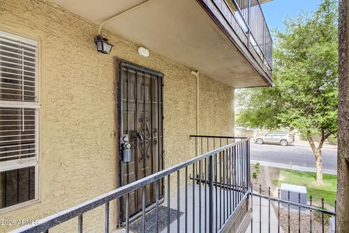 283-461 W Holmes Ave, Mesa, AZ, 85210-5157 | Card Image