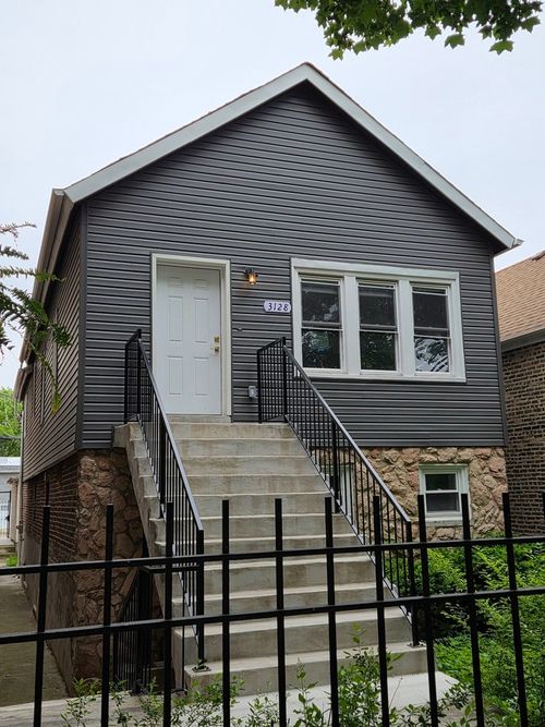 3128 S Parnell Ave, CHICAGO, IL, 60616-3112 | Card Image