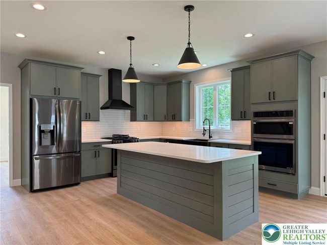 9858 Old 22, House other with 4 bedrooms, 4 bathrooms and null parking in Breinigsville PA | Image 29