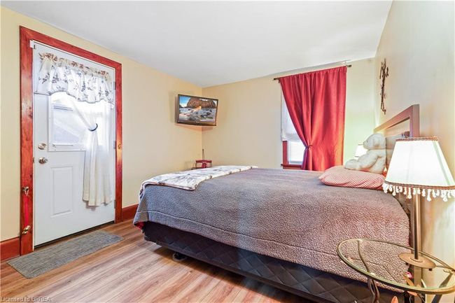 226 Charing Cross St, House other with 3 bedrooms, 1 bathrooms and 5 parking in Brantford ON | Image 19